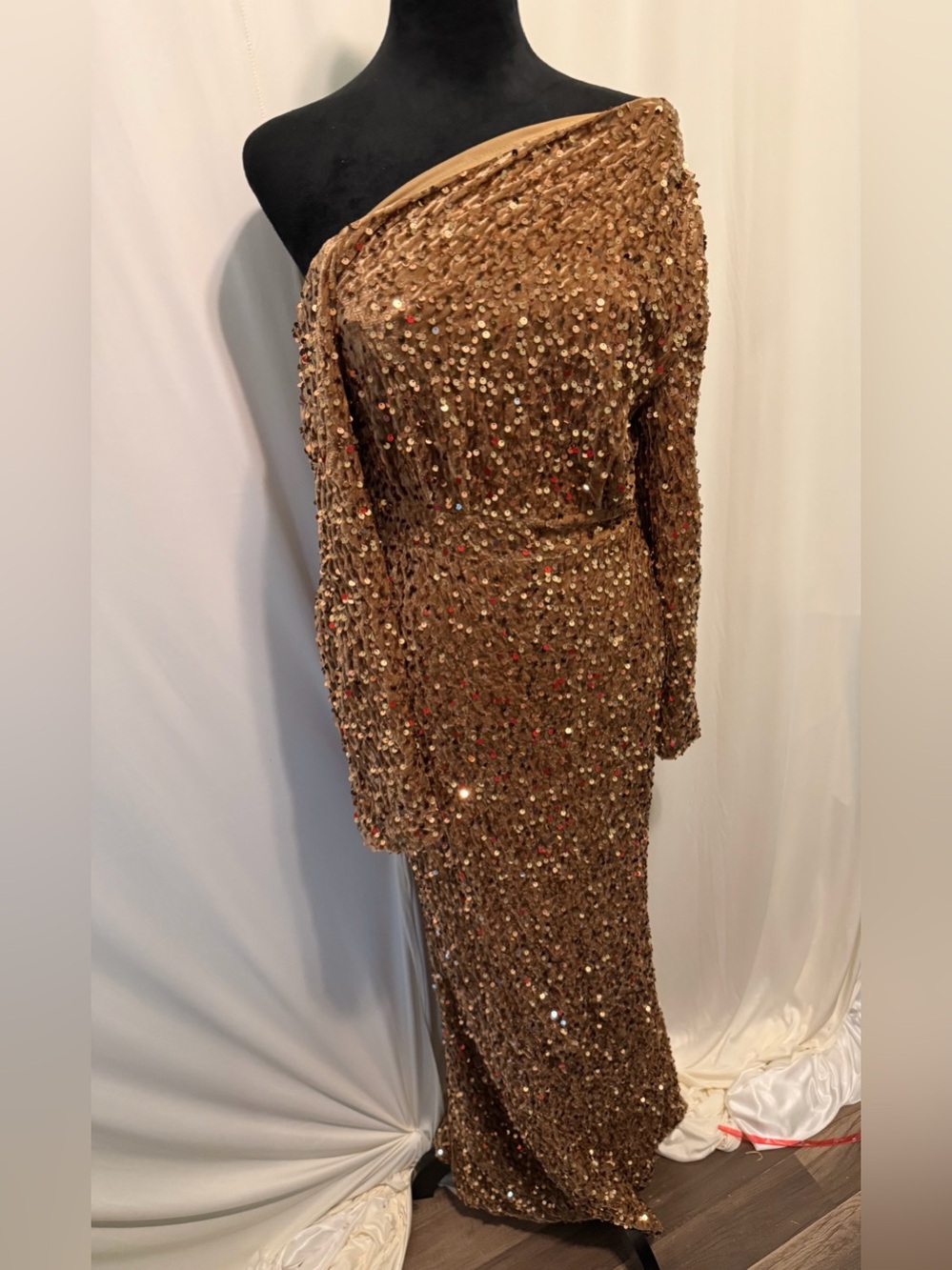 Sequined One-Shoulder Evening Dress in Bronze